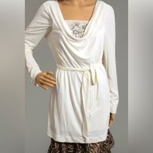 Womens New York & Company Off White Embellished V-Neck Size Large Stretch Top